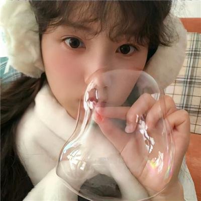 脆弱的英雄